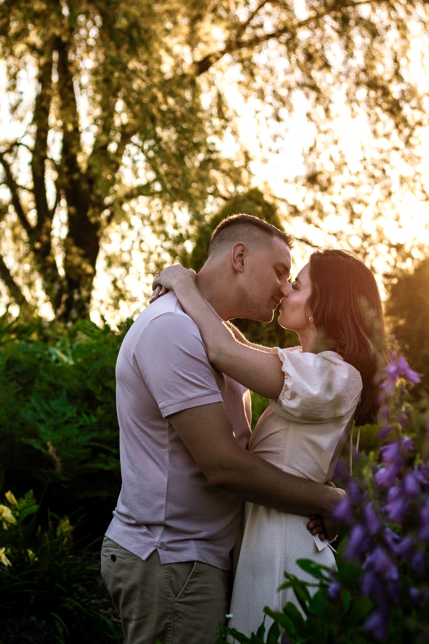 Couple engagement photoshoot in a garden at sunset at Harkness state park in Waterford, Ct