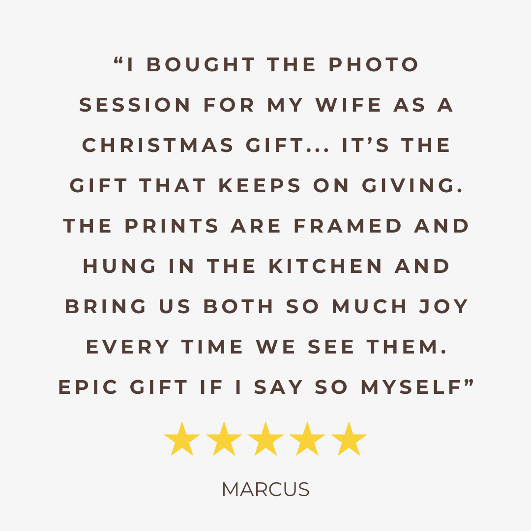 Five-star customer review praising photo quality and ease of ordering prints from Waddles & Snap