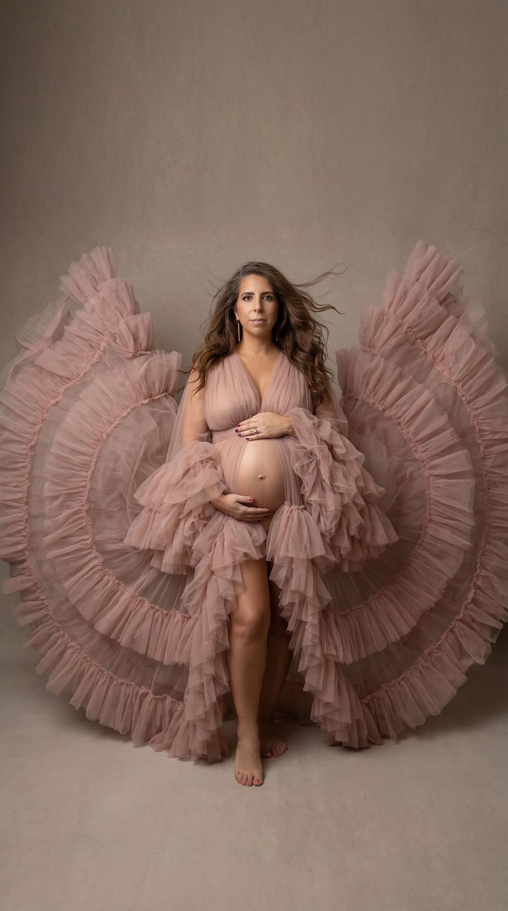Photo d'une femme enceinte en studio photo sur Nice