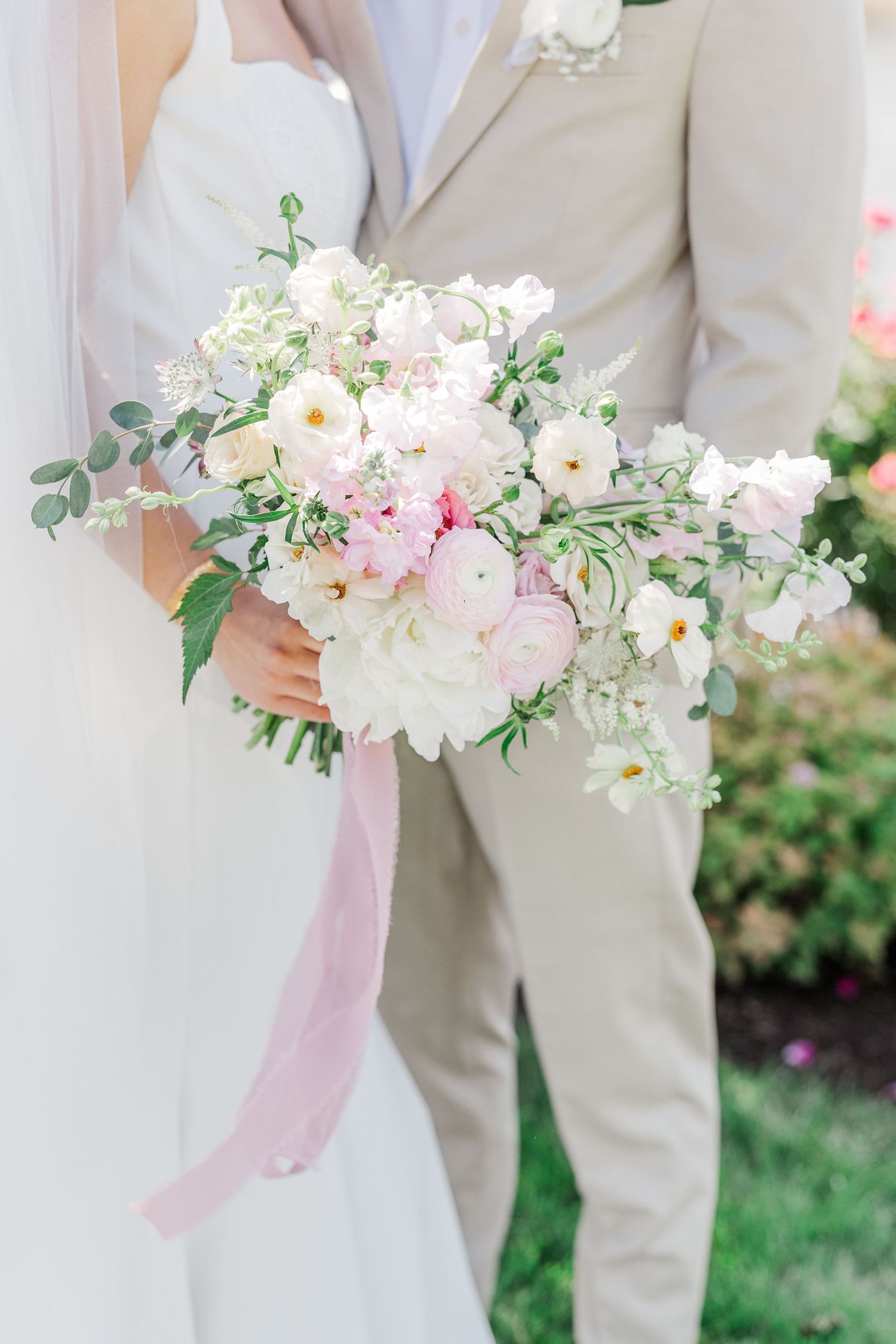 Dominion valley country club wedding pictures