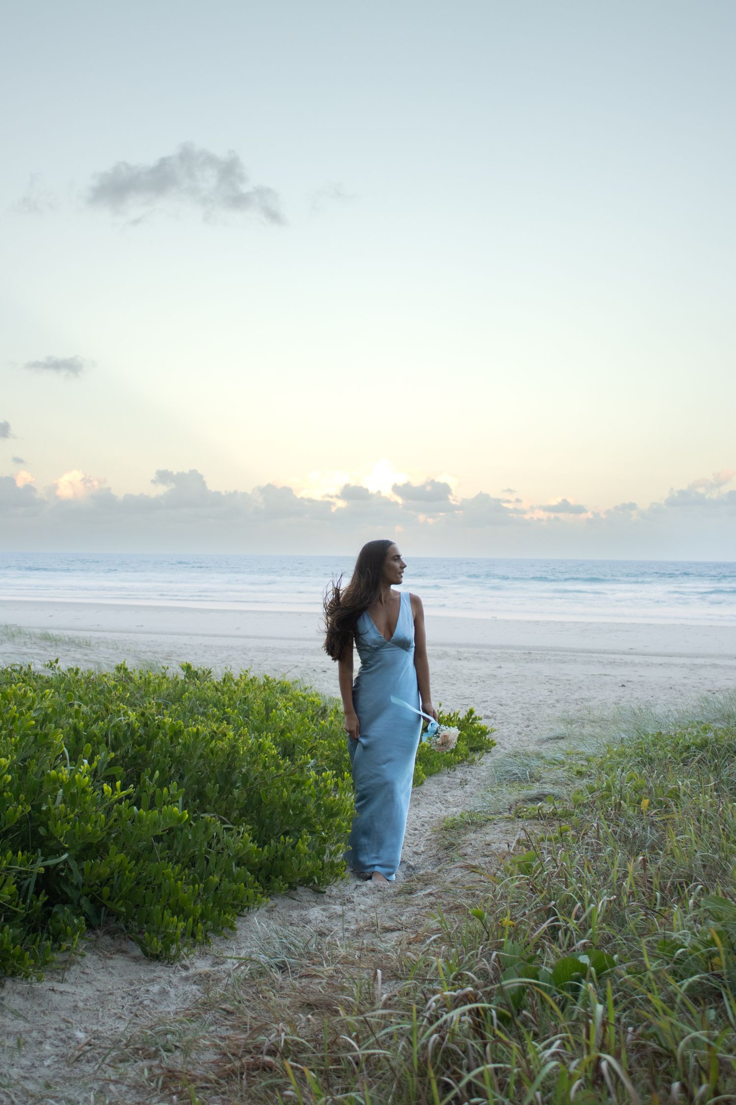 Wedding Photographer, Goldcoast, Bridal photos, model, bridesmaid, wedding 2025, beach aesthetic