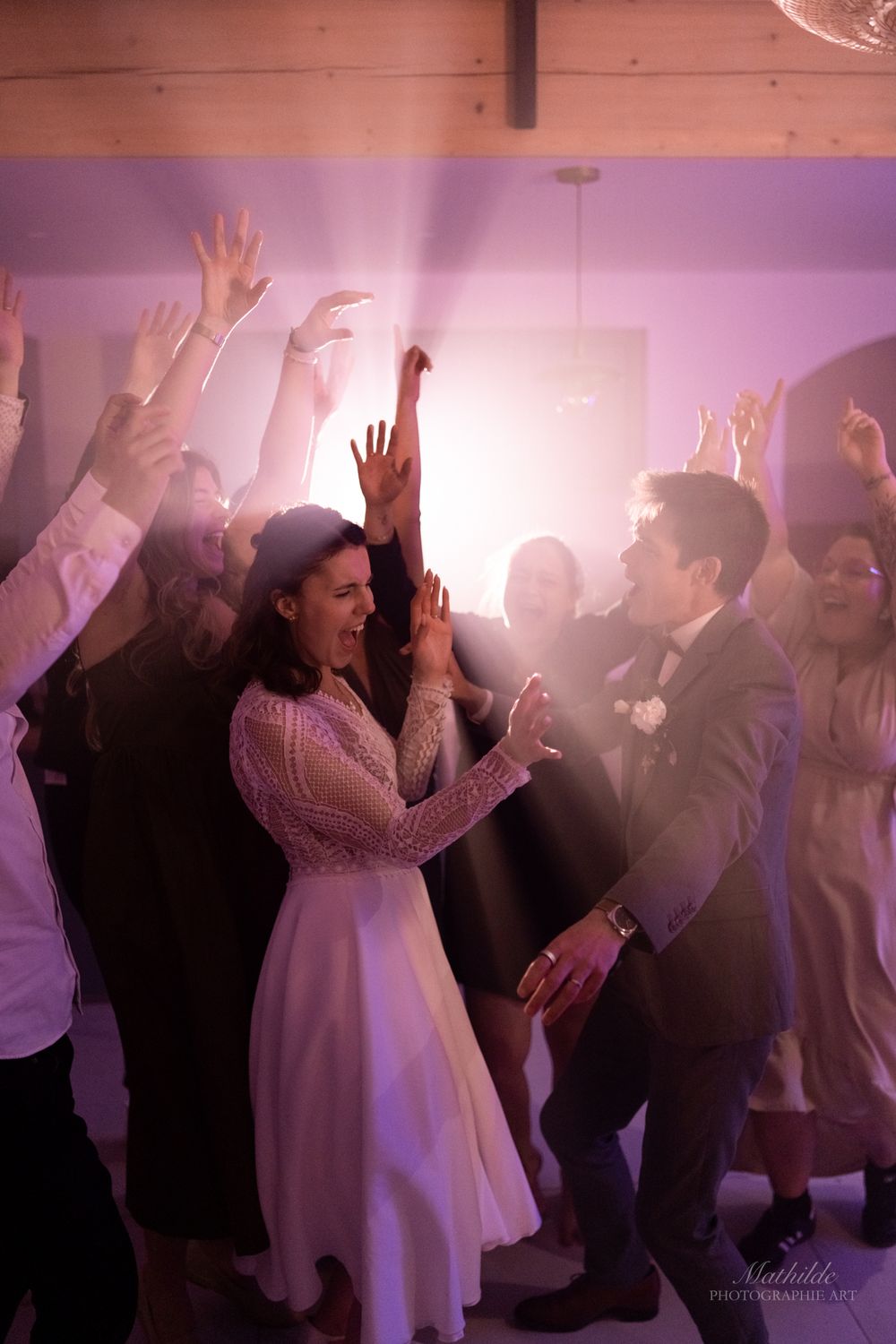 photographe mariage Drôme Isère Valence
reportage mariage
photo de mariage naturelle
séance photo couple mariage
photographe mariage luxe bo
