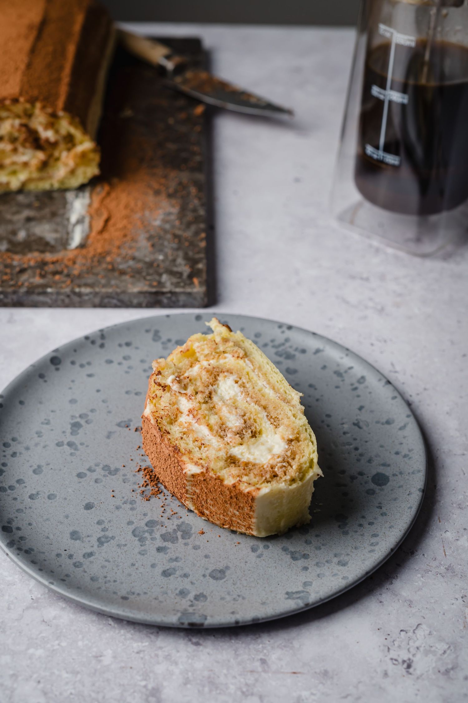 part de tiramisu roulé