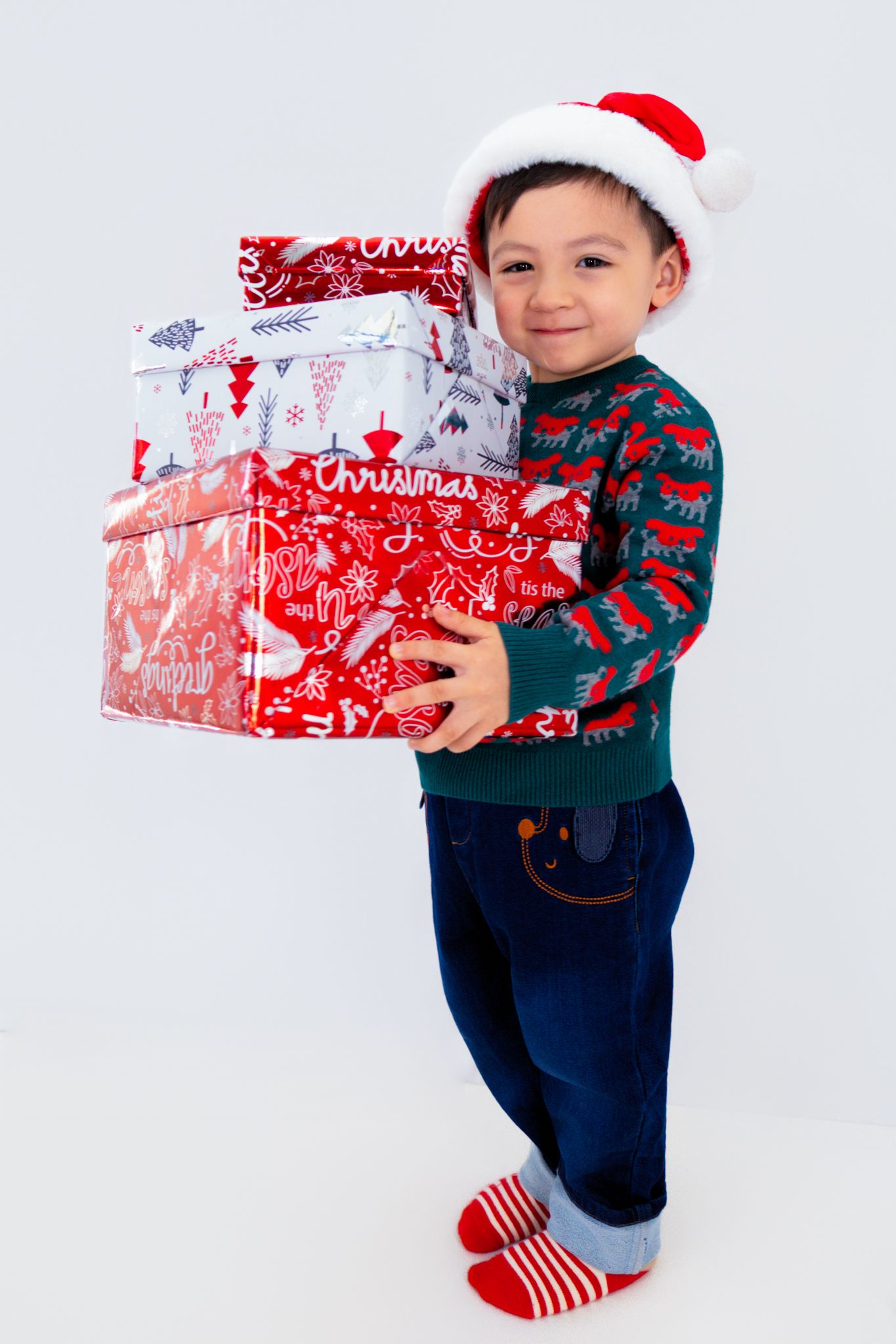 At only $350 HKD, our mini photoshoots are a fantastic way to secure beautiful memories of your child’s growth and milestones!