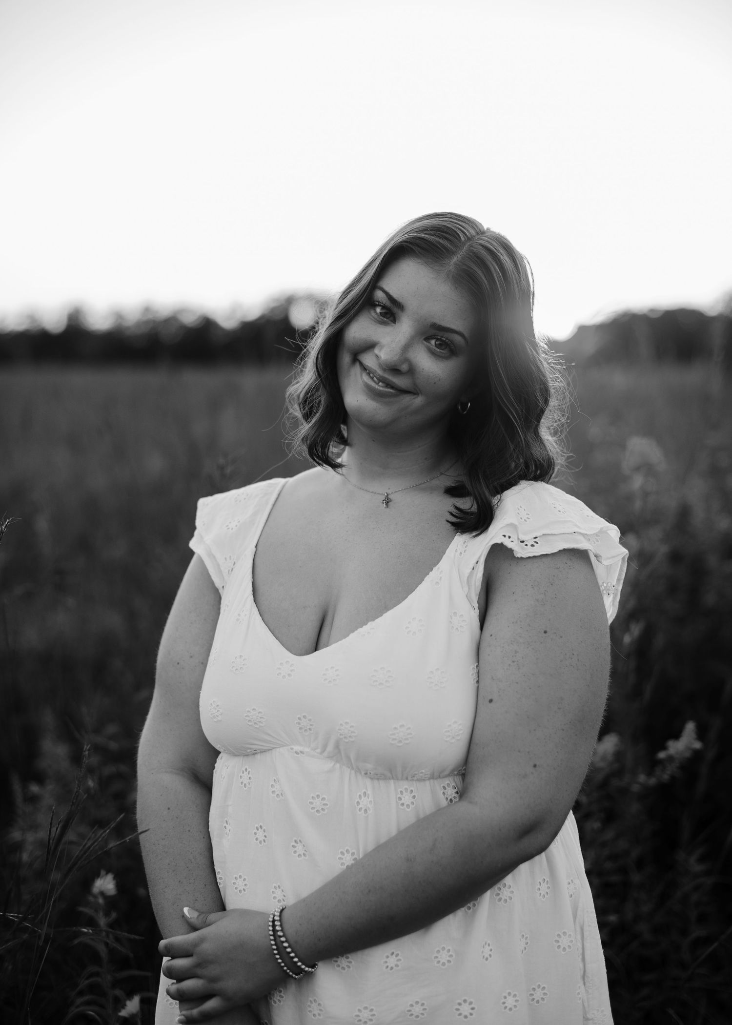 Senior pictures in Chisolm Creek Great Plains Nature Center Wichita, KS - Jessica Nadine Photography
