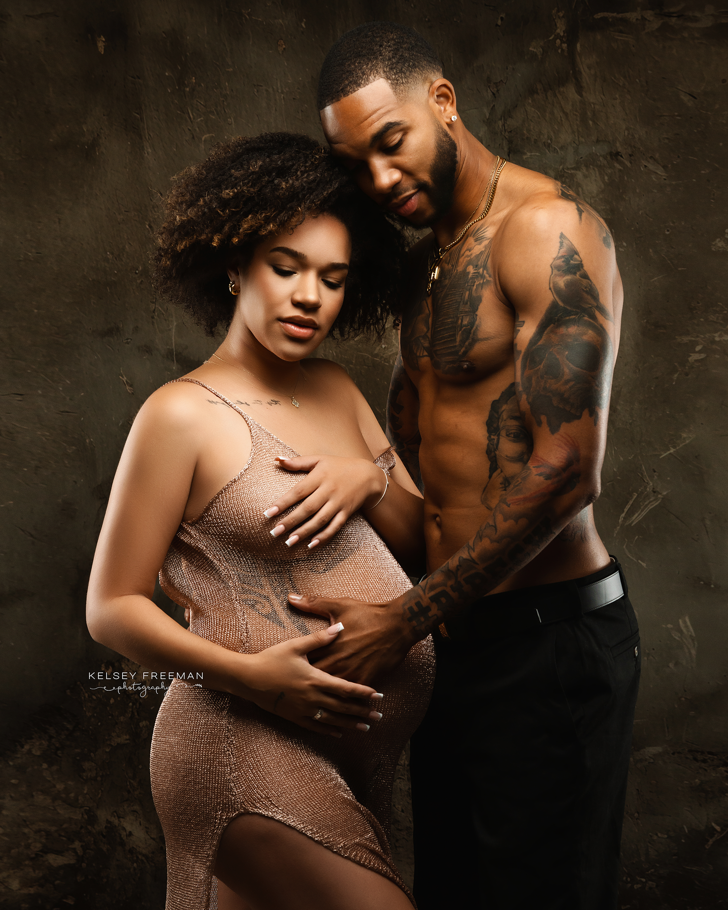 Newborn, maternity, & family photography studio located in between Atlanta, Georgia and Birmingham, Alabama with full service photo studio.