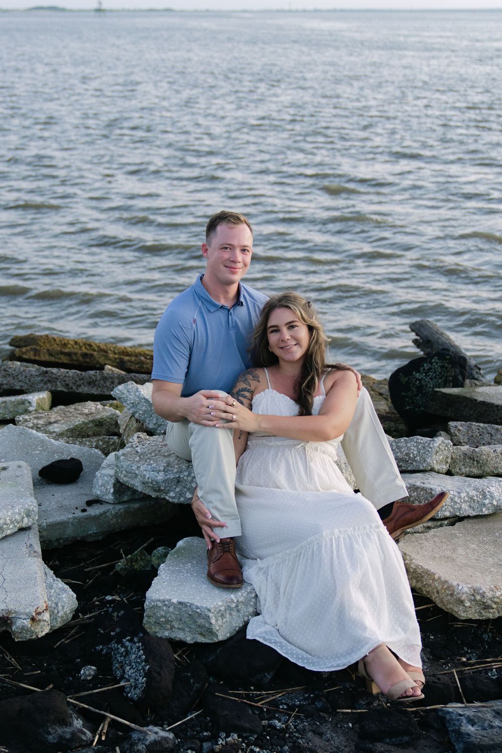 maternity session jekyll island, georgia, couple at sunset near in southeast georgia