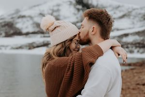 Utah Vally Winter Engagement Session