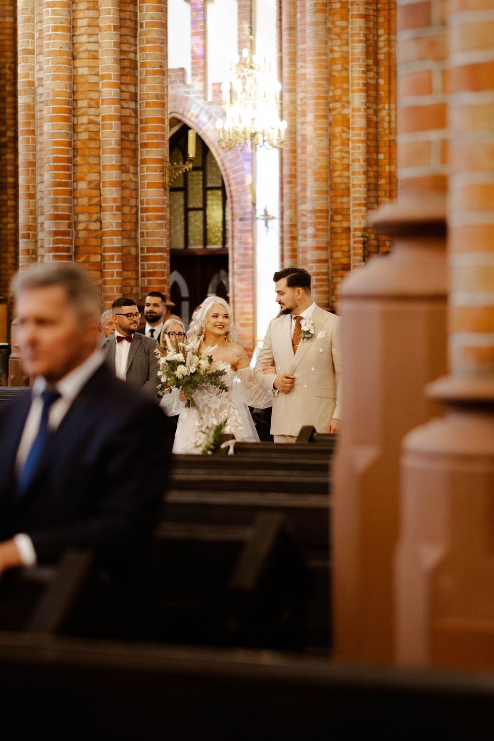 Przysięga małżeńska w zabytkowej świątyni Warszawa