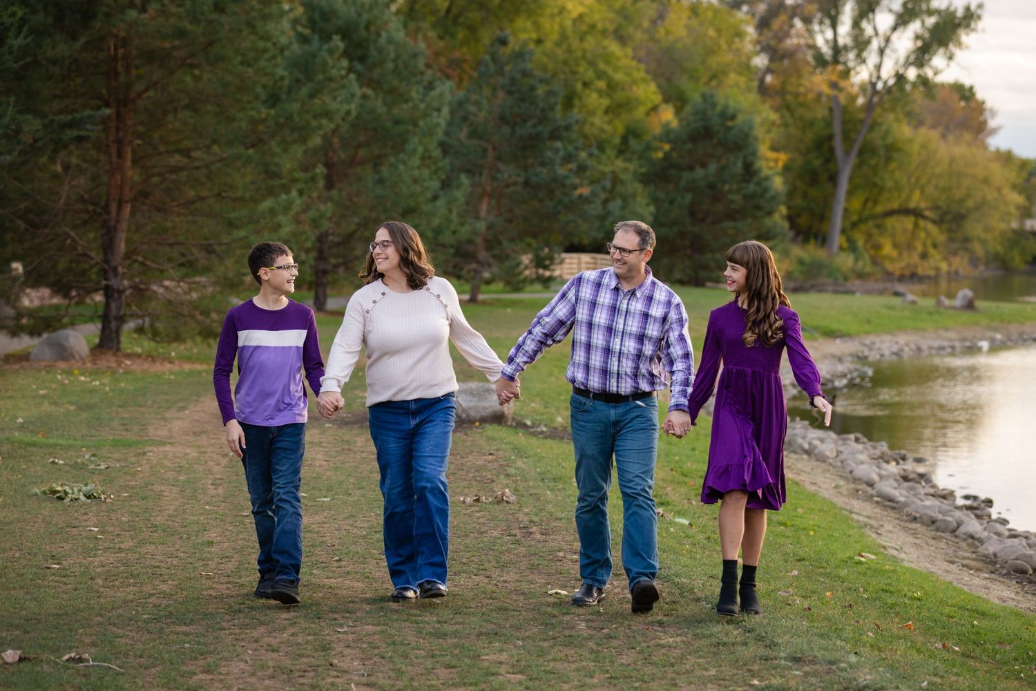 Family Photographer in Sioux Falls, SD
Family Portraits Sioux Falls, SD
Family Photos Sioux Falls, SD
Family Photographer in South Dakota
