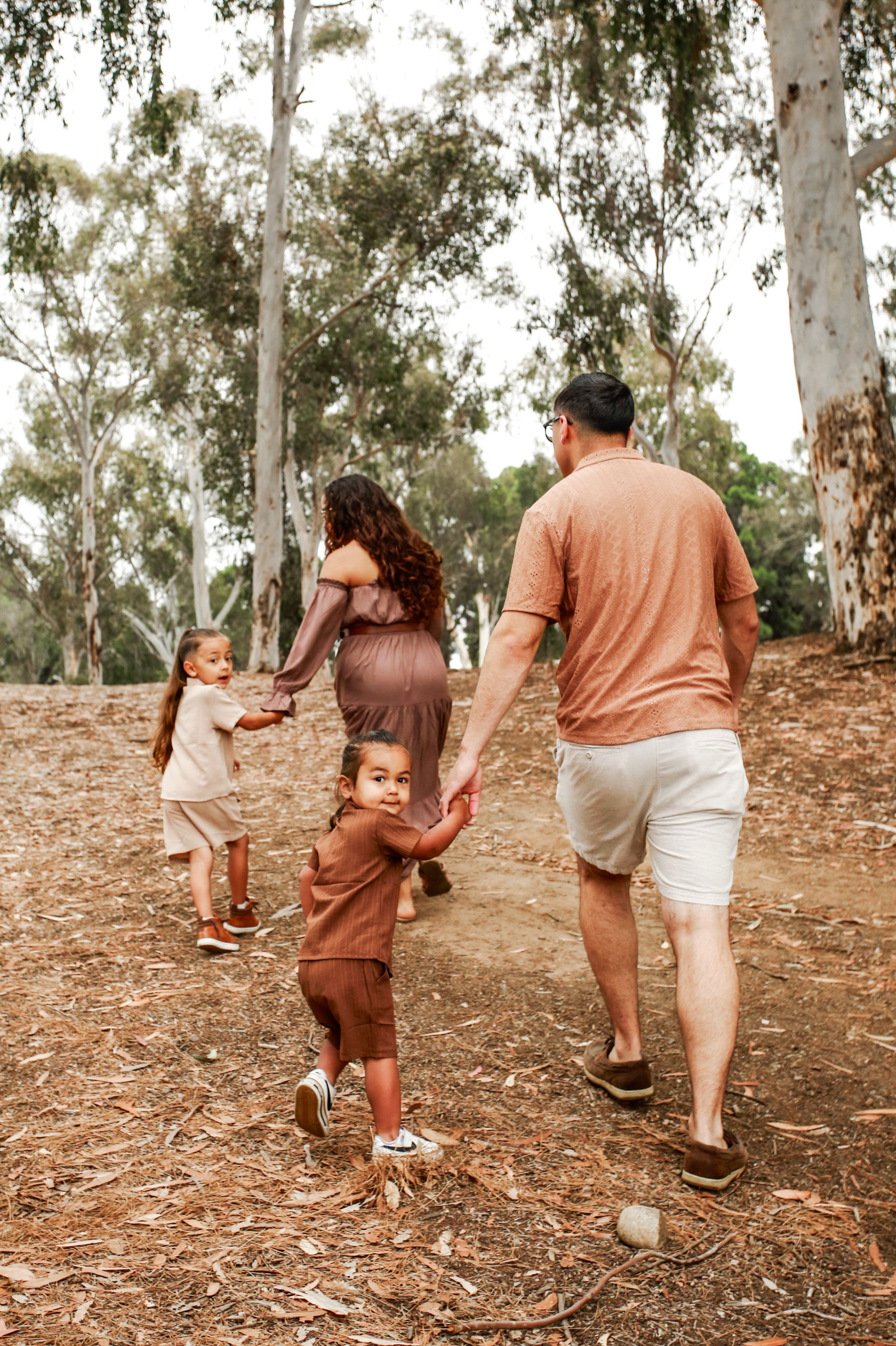 San Diego family portrait photography session outdoors