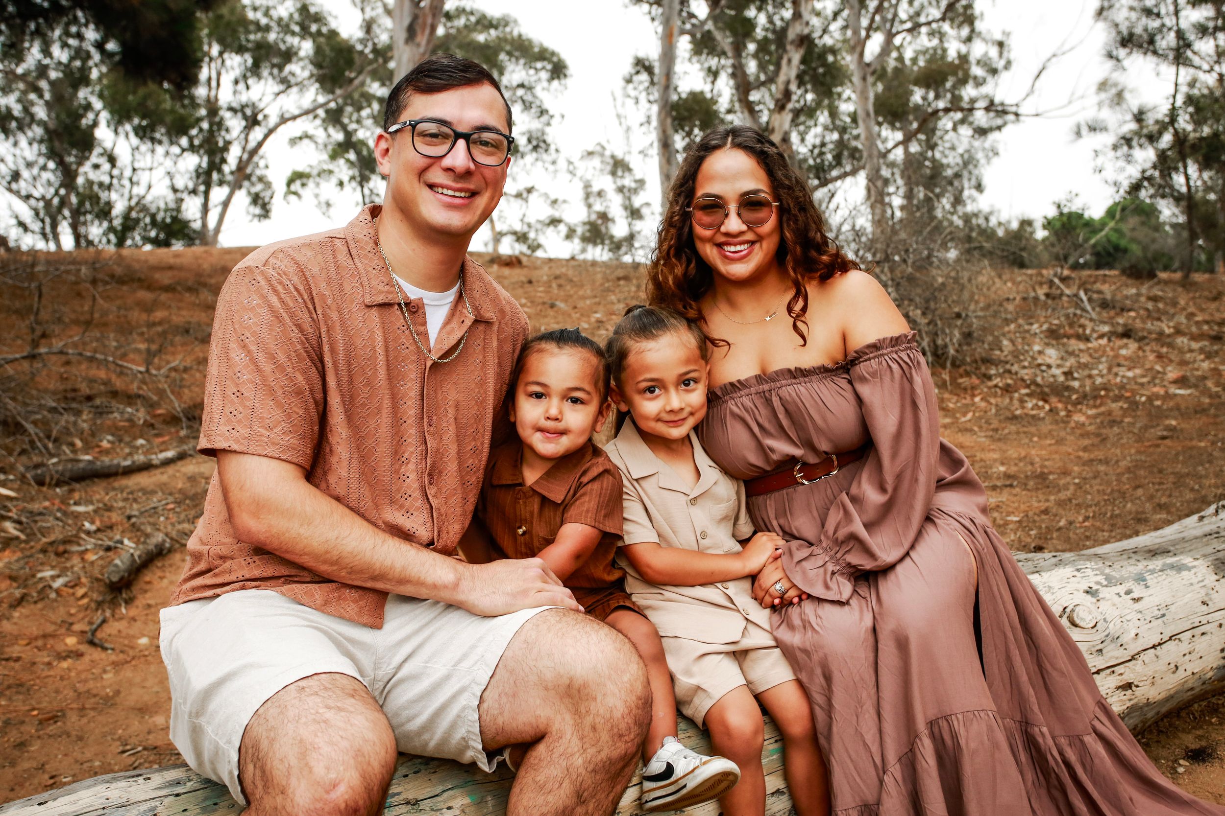 San Diego family portrait photography session outdoors