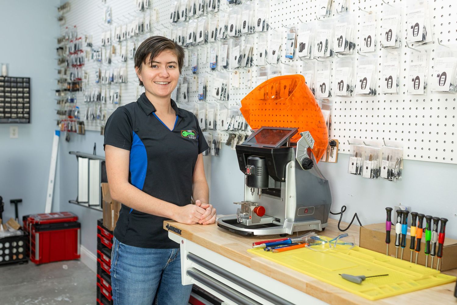 swansboro nc brand and headshot photography for local locksmith in Hubert nc near jacksonville and emerald isle, photographer Samantha Ann