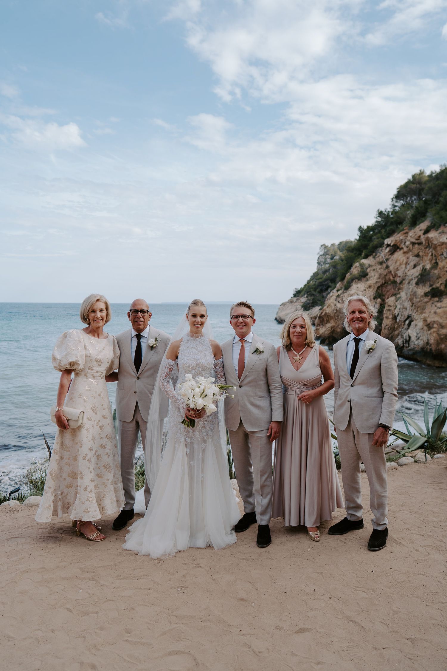 bride and groom with their parents at amante ibiza