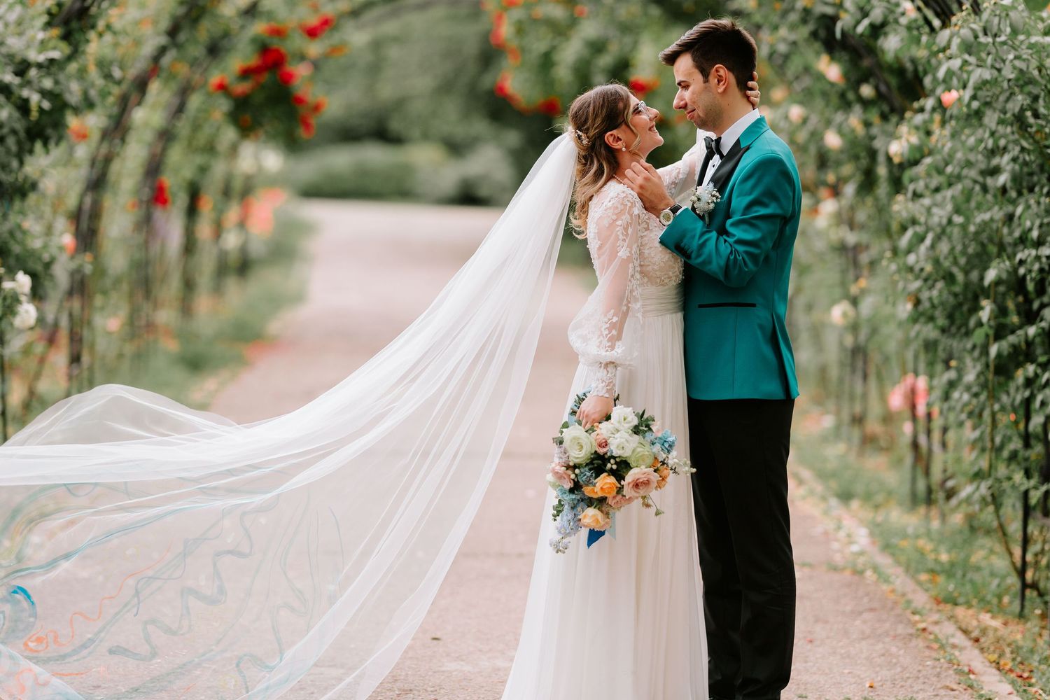 fotograf eveniment,
fotografie de eveniment,
fotograf nuntă,
fotografie de nuntă,
fotograf botez,
servicii foto video nuntă,
fotograf nuntă