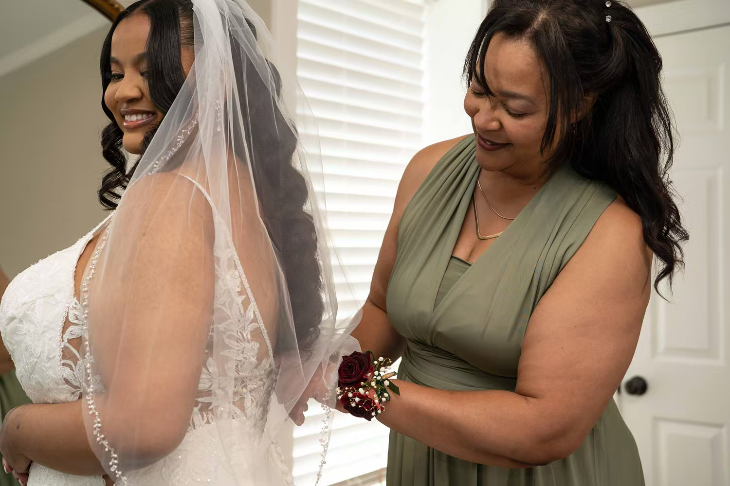 bride getting ready at Alum Creek Farm Wedding