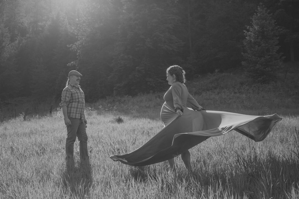 Slocan Valley Maternity Photography. Nelson BC Maternity