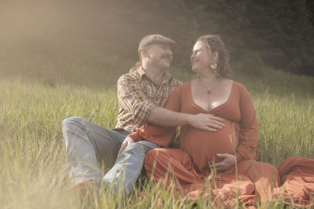 Slocan Valley Maternity Photography. Nelson BC Maternity