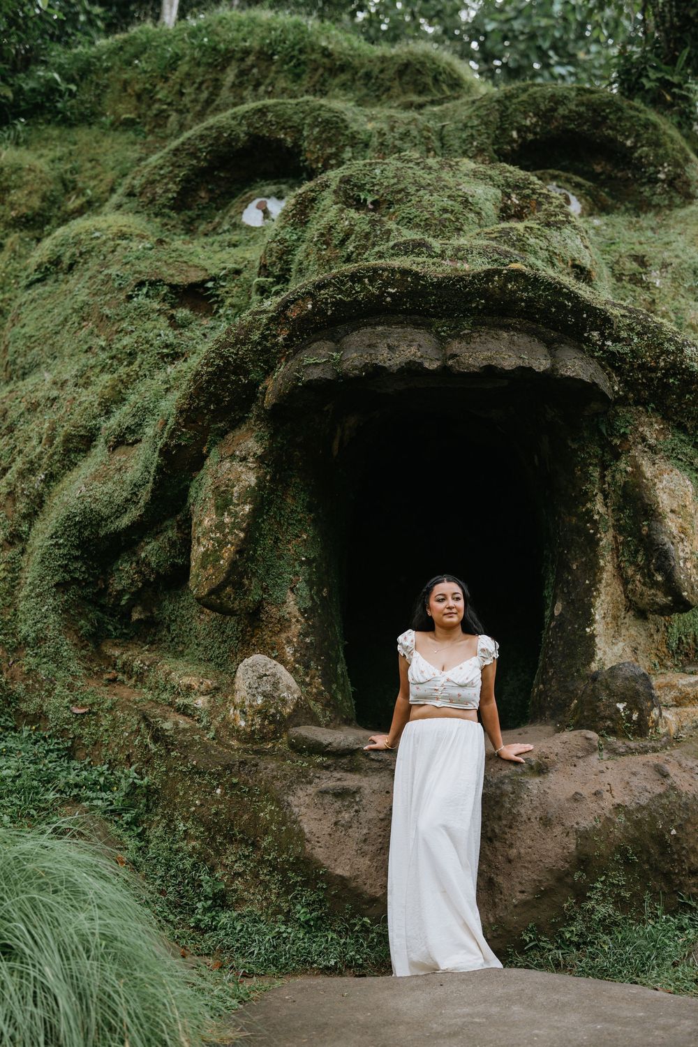 Couple photoshoot overlooking the rice terraces at Alas Harum.