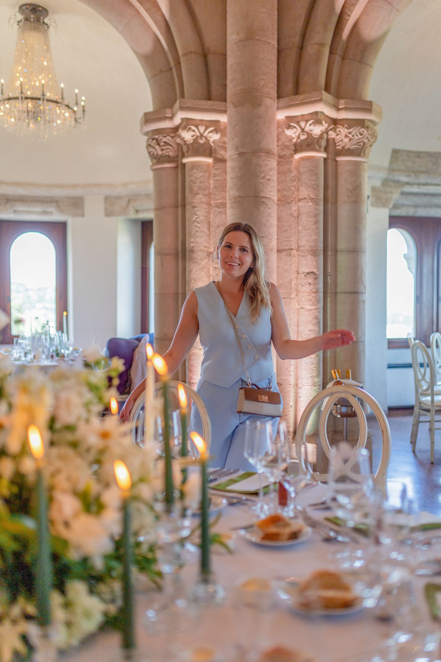 beautiful-wedding-table-styling-at-fishermans-bastion-budapest-with-views-of-the-city-and-romantic-floral-decoration.jpg