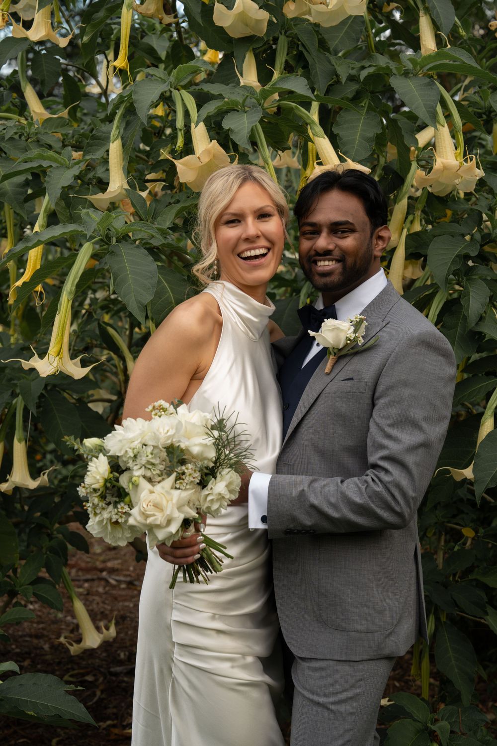 wedding photography in Wollongong botanical gardens