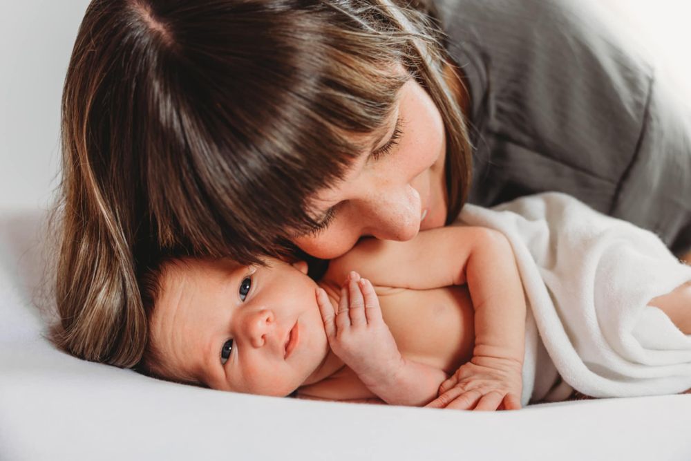 newborn, Geboorte, geboortefotografie, Mommy and me, mama, gezin, familie, motherhood, baby, kindje