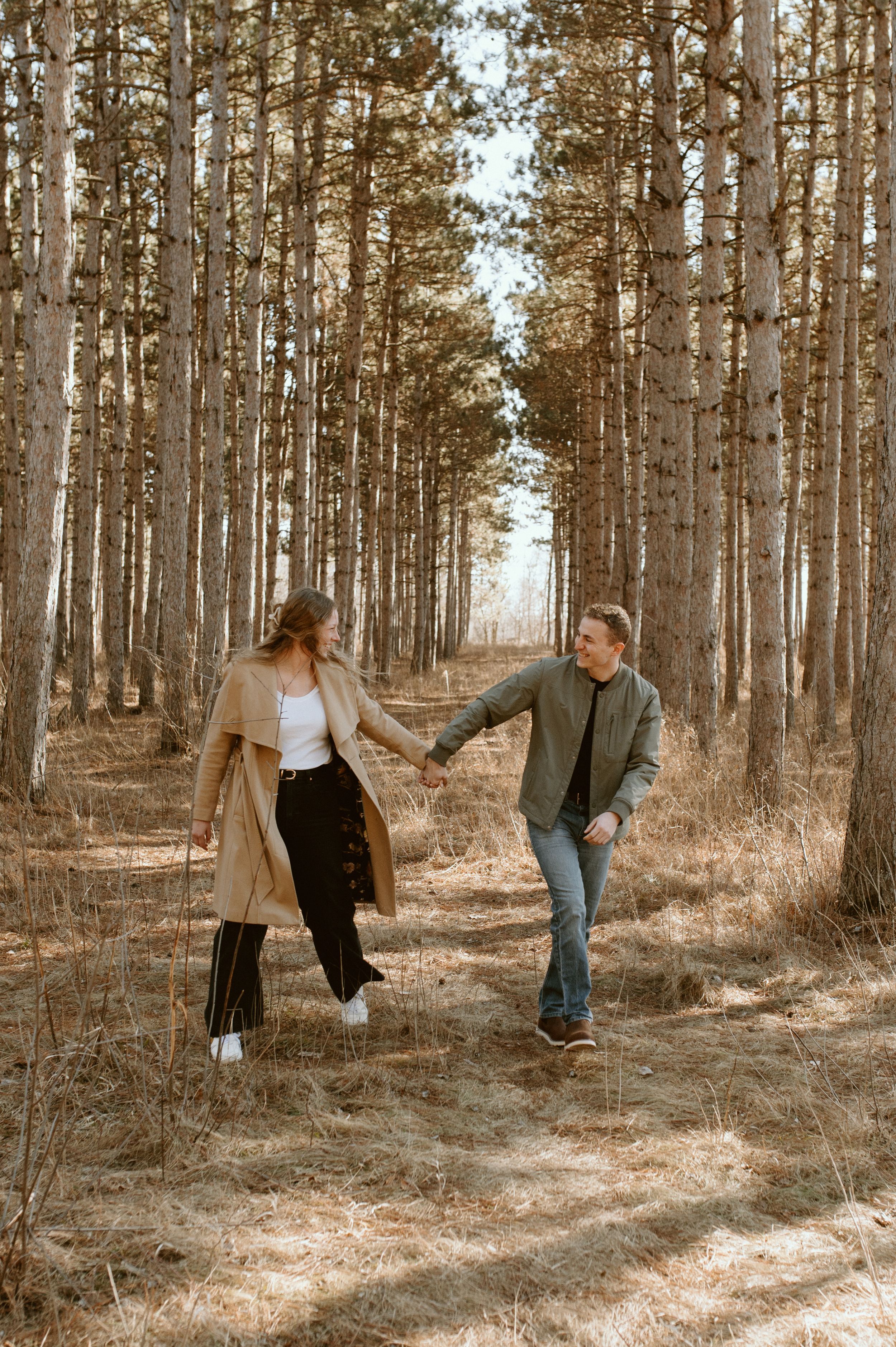 Minnesota Wedding Photographer, Romantic and Authentic Minnesota Photography, Minnesota Couple Photos | Rachel Marie Photography