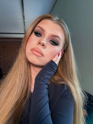 Bridal makeup and hairstyling in Cambridge by Vosophie Makeup