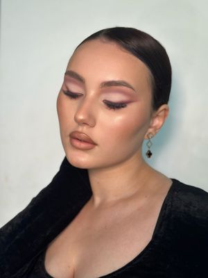 Bridal makeup and hairstyling in Cambridge by Vosophie Makeup