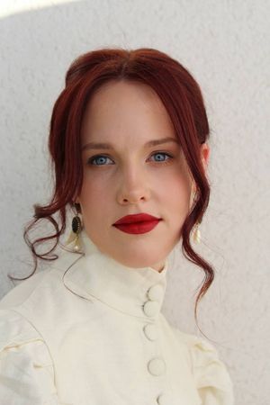 Bridal makeup and hairstyling in Cambridge by Vosophie Makeup