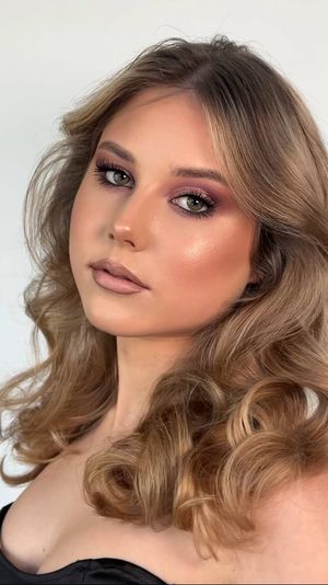 Bridal makeup and hairstyling in Cambridge by Vosophie Makeup