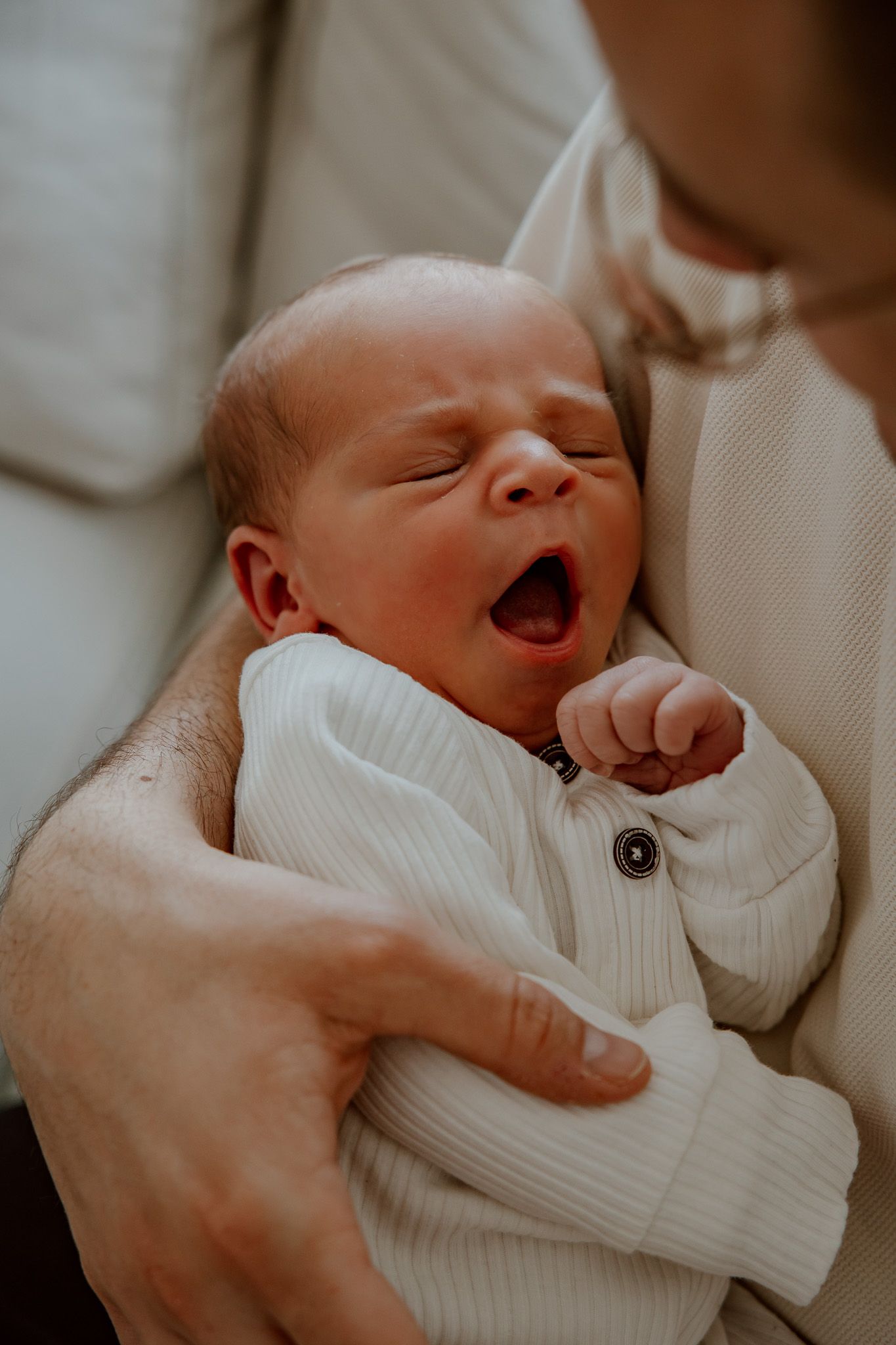 newborn shooting in der nähe Hamburg, neugeborenen fotografin, newborn fotografie newborn shooting babyshooting