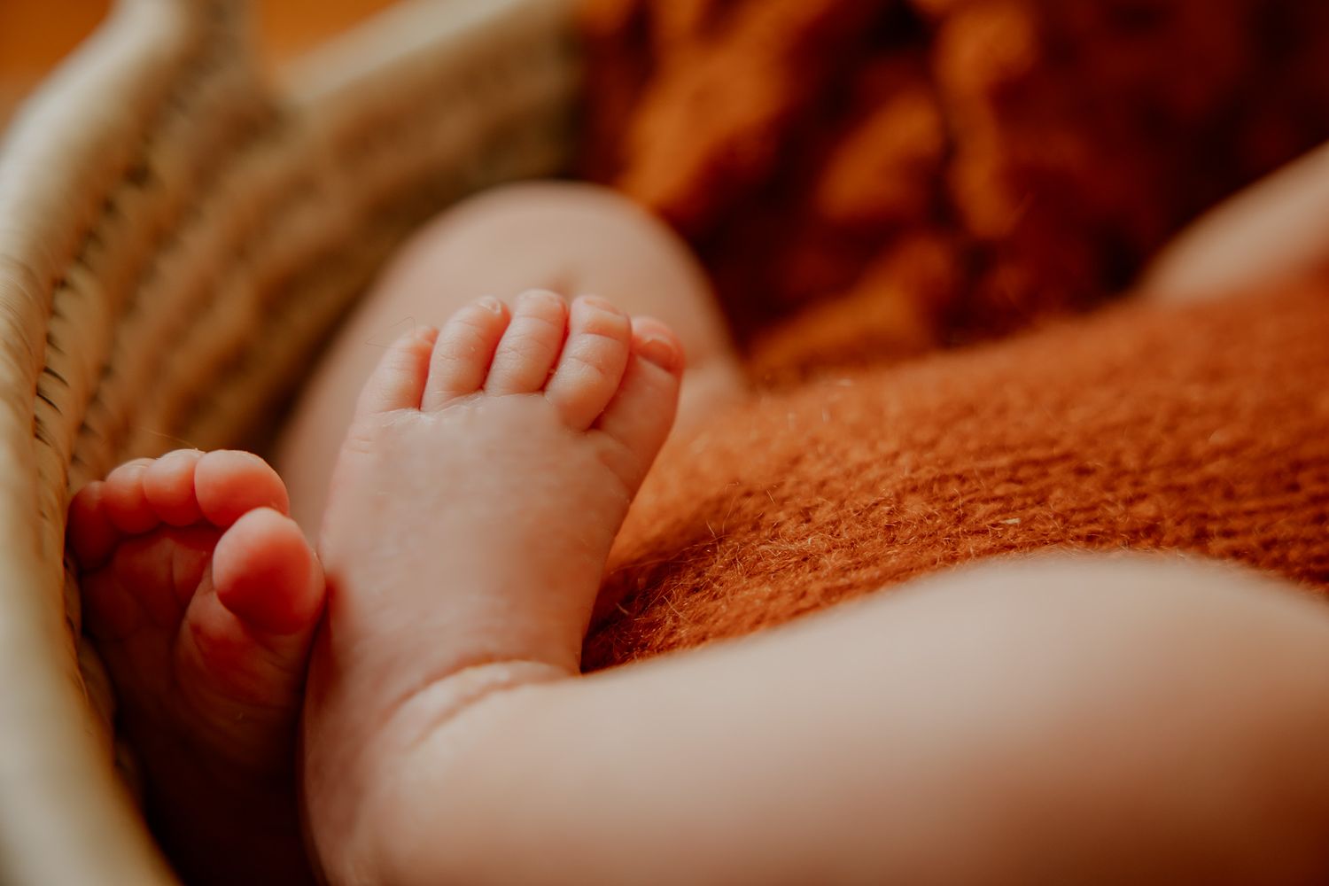 newborn shooting in der nähe Hamburg, neugeborenen fotografin, newborn fotografie newborn shooting babyshooting