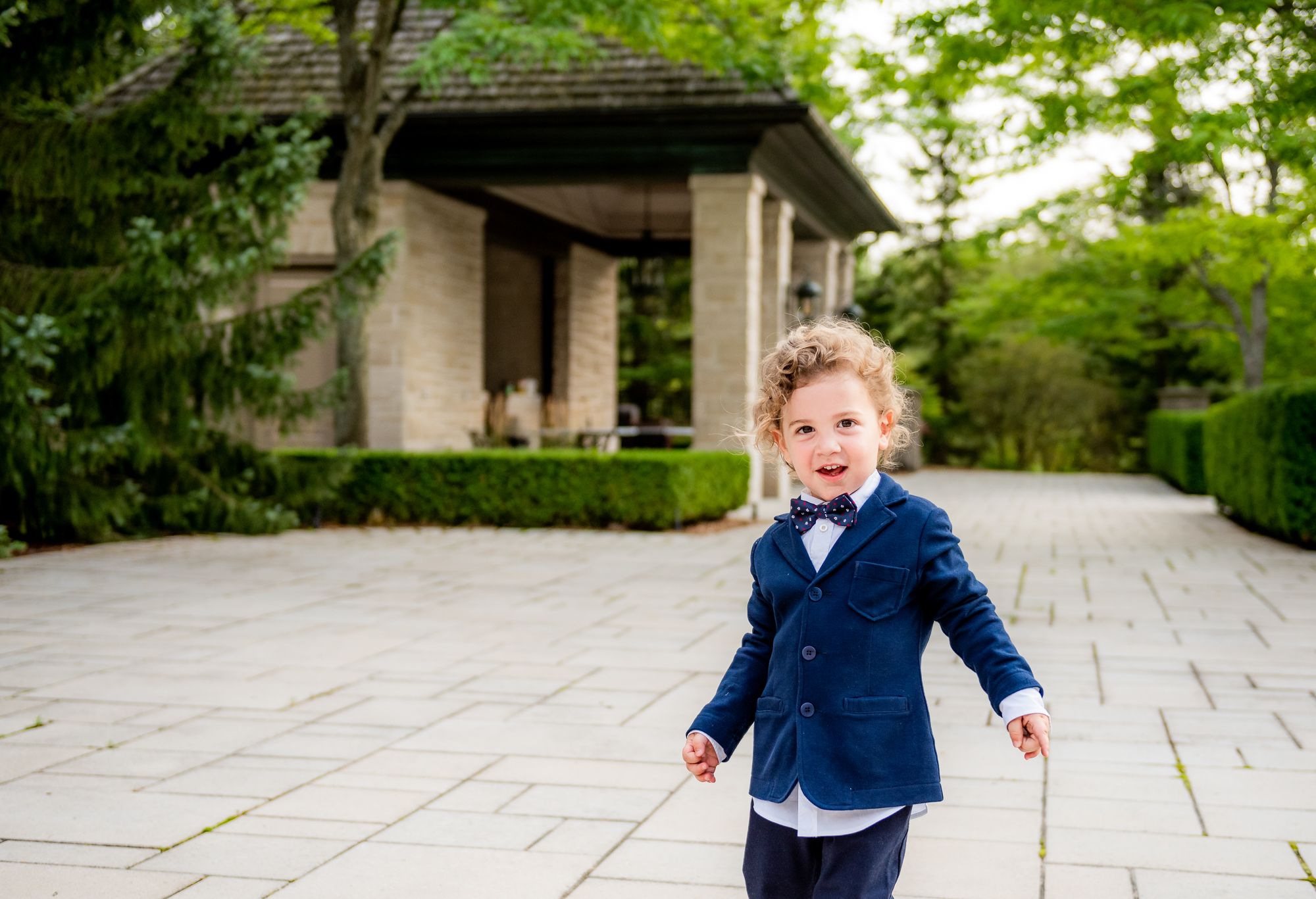 kids and family photo session at Magna golf club during the first communion ceremony  in Newmarket, Ontario