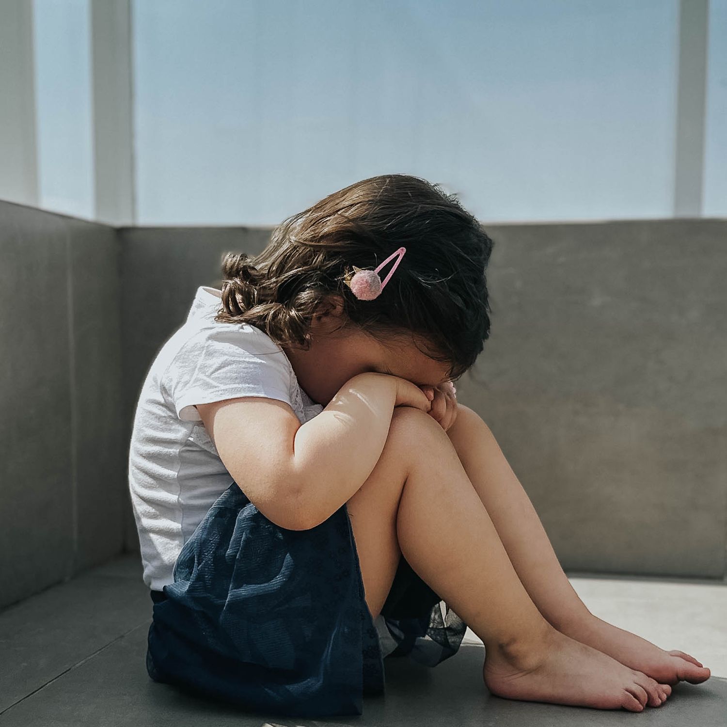 fotografia niña llorando en una sesion de fotos