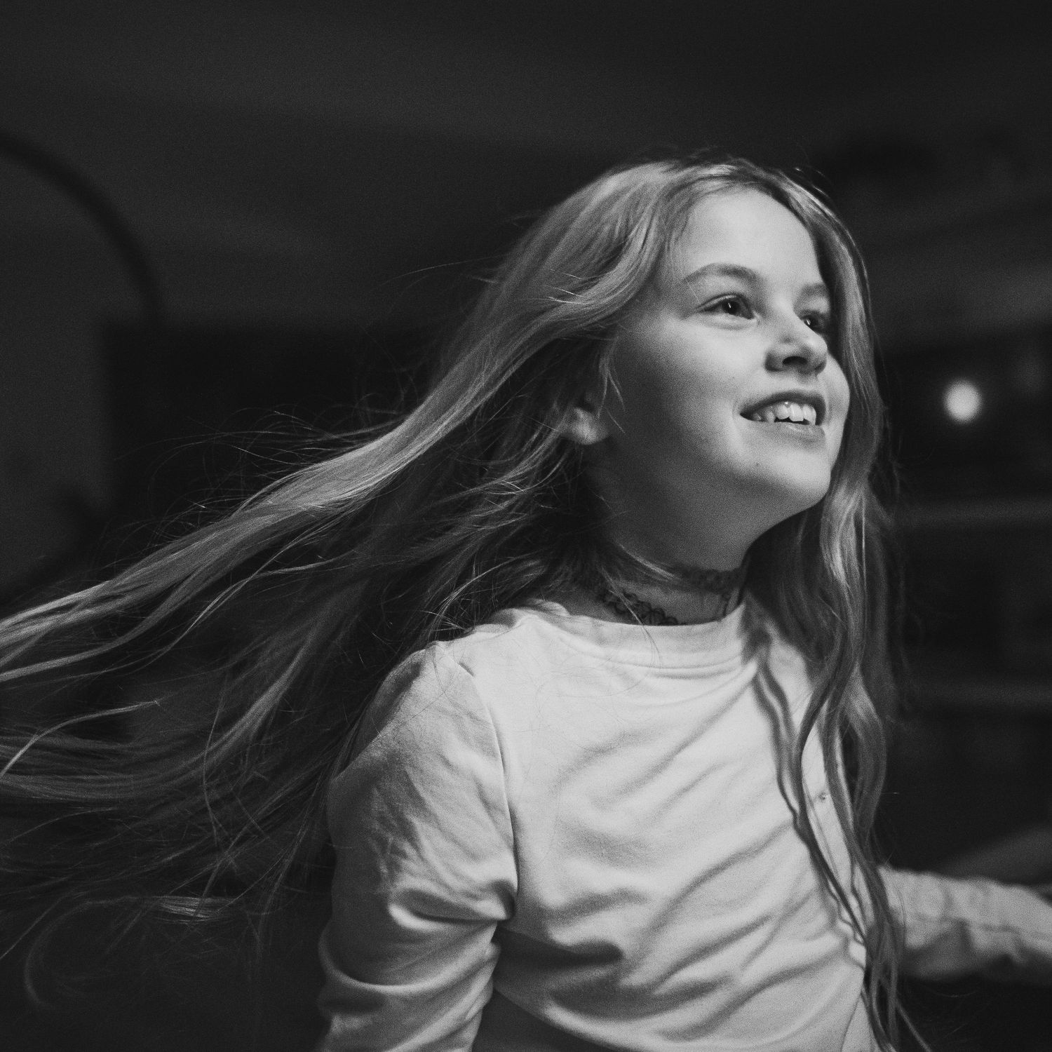 fotos de niña en blanco y negro