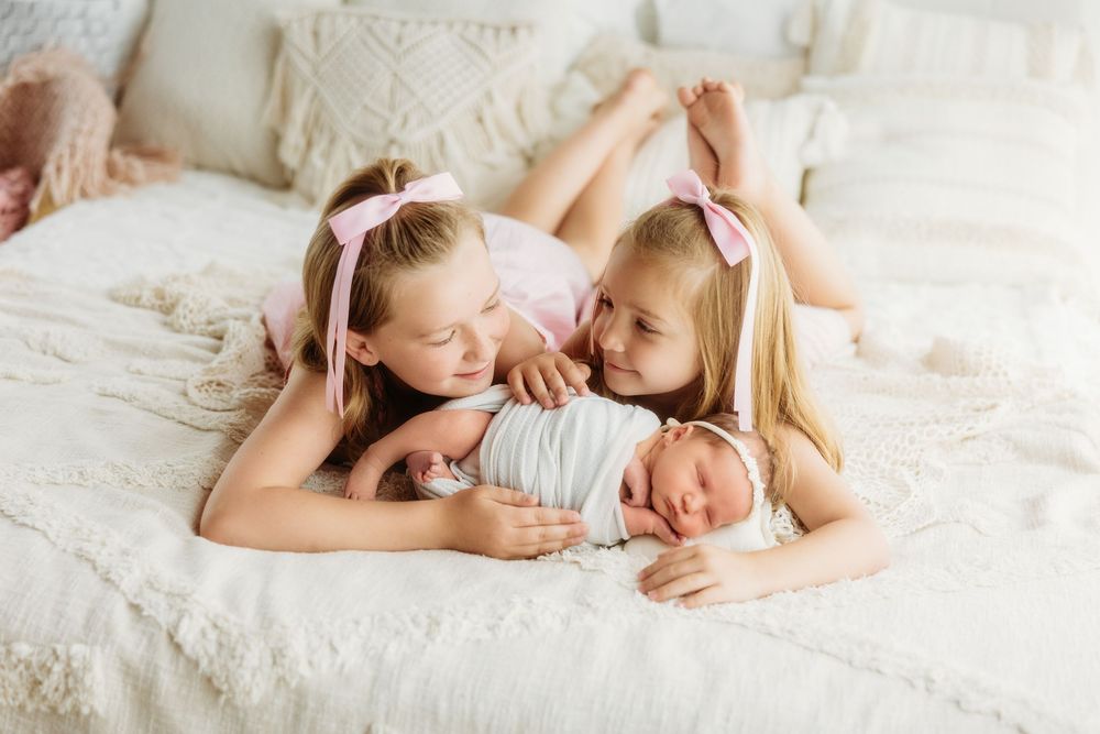 Maryland Delaware Newborn Photoshoot, Sibling Photoshoot