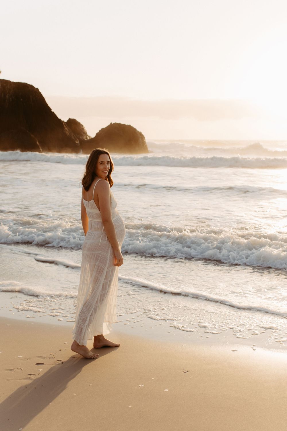 natural maternity photographer gold coast