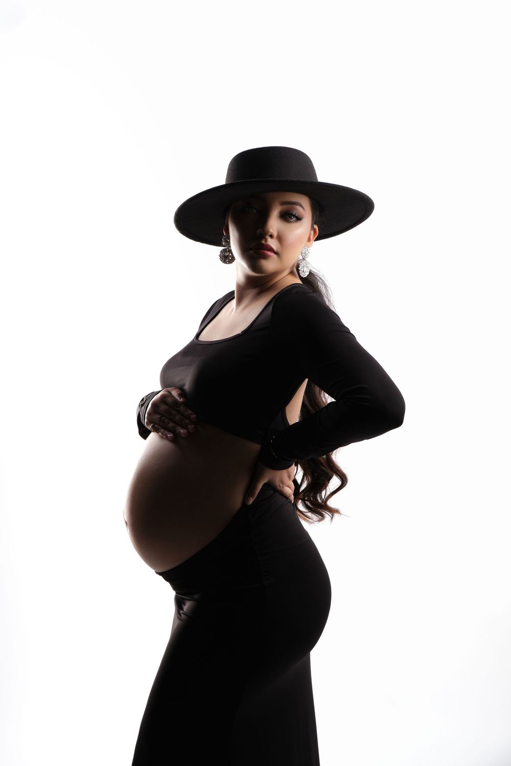 Fotógrafo en Culiacán. Sesión de fotos de mujer embarazada, maternidad y newborn