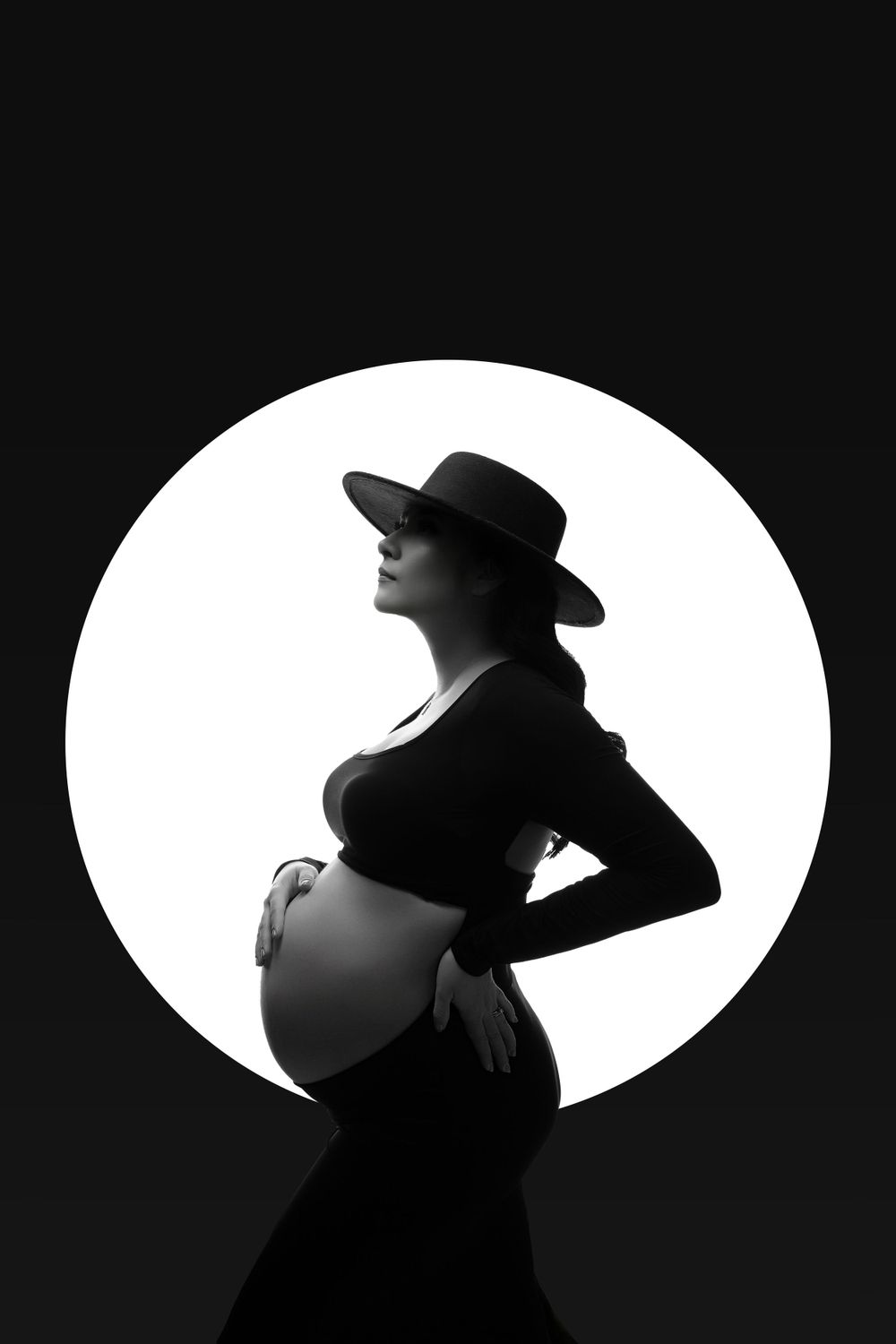 Fotógrafo en Culiacán. Sesión de fotos de mujer embarazada, maternidad y newborn