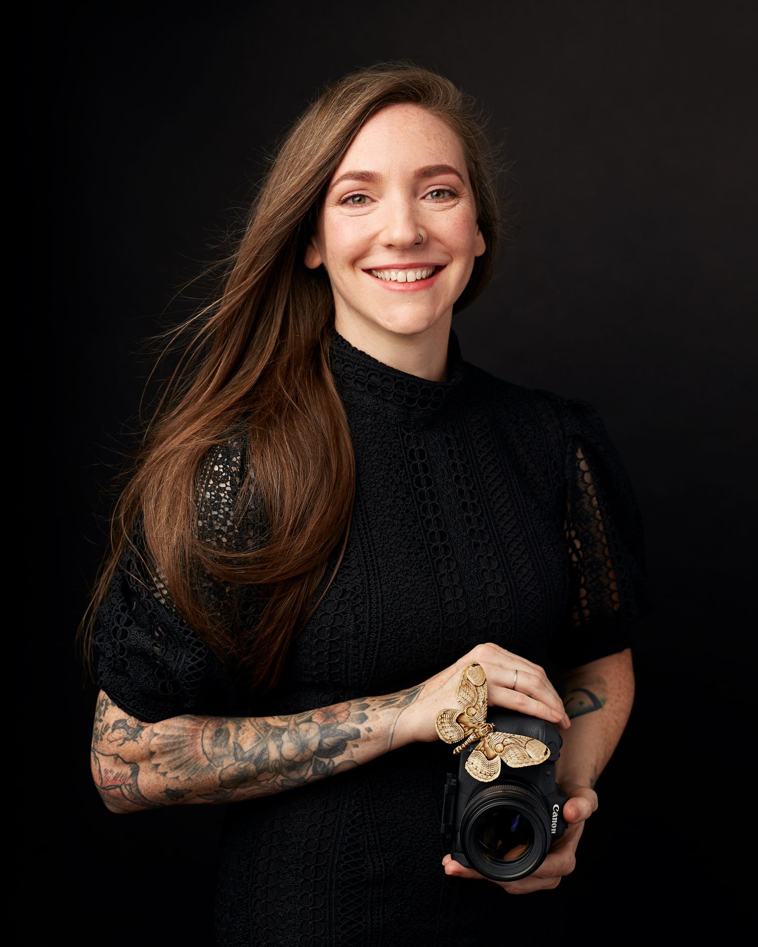Leigh Schneider artist portrait