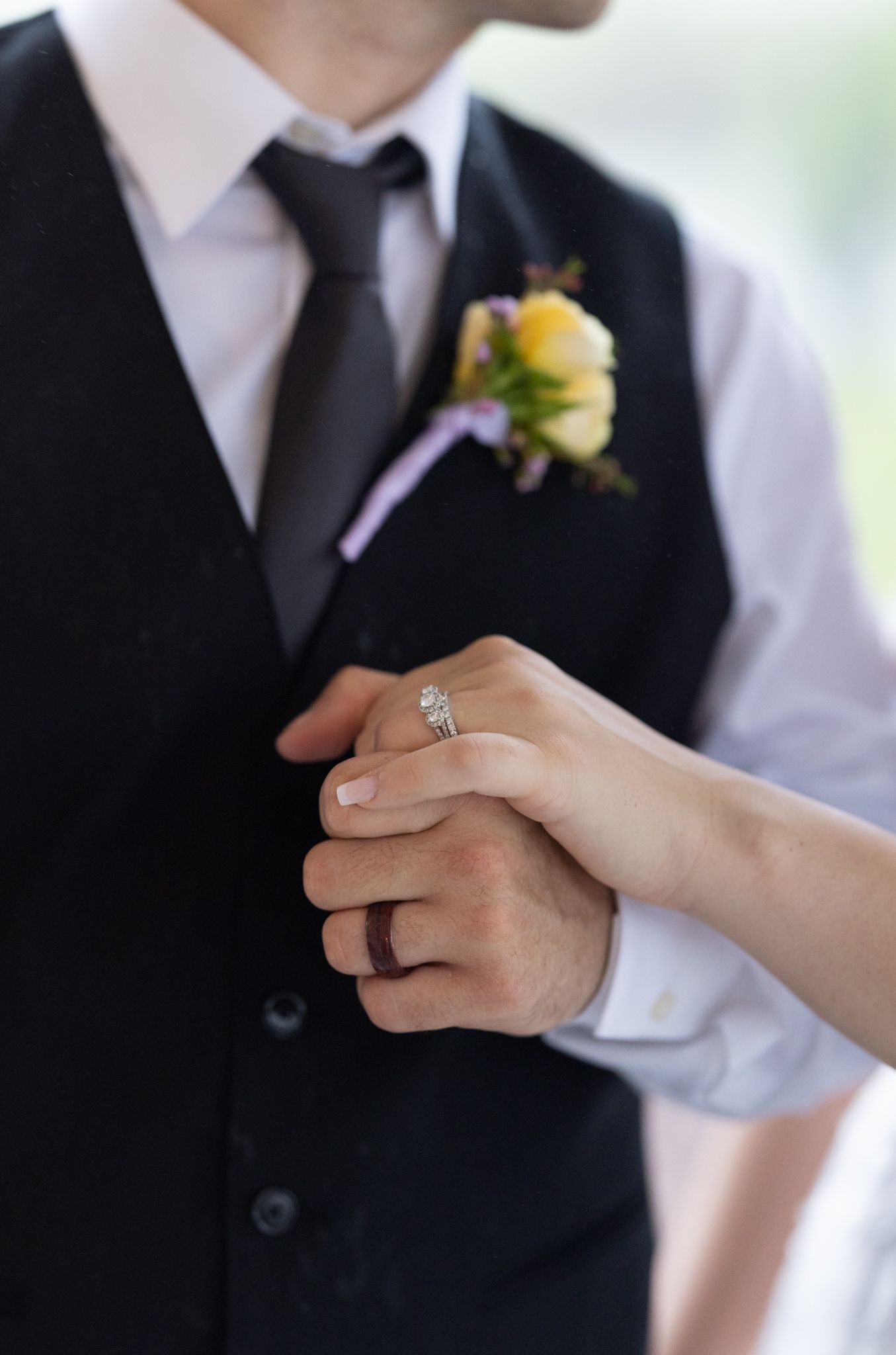 Orlando luxury wedding photographer captures the bride and grooms rings.