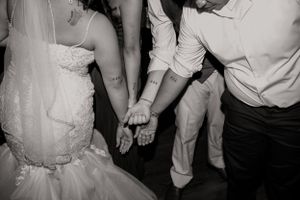 Michigan Wedding Photographer | Creative Art By Bree