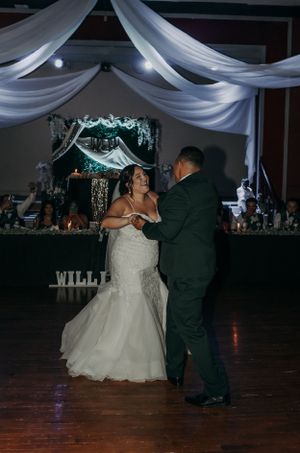 Michigan Wedding Photographer | Creative Art By Bree