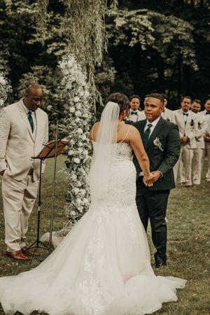 Michigan Wedding Photographer | Creative Art By Bree