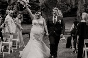 Michigan Wedding Photographer | Creative Art By Bree