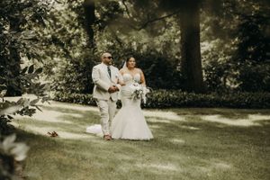 Michigan Wedding Photographer | Creative Art By Bree