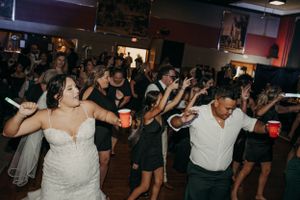 Michigan Wedding Photographer | Creative Art By Bree