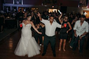 Michigan Wedding Photographer | Creative Art By Bree