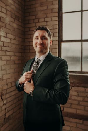 Michigan Wedding Photographer | Creative Art By Bree